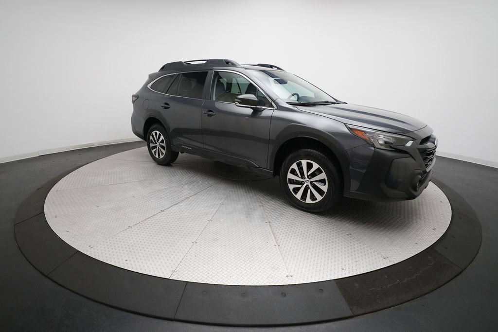 Used 2025 Subaru Outback Premium w/ Popular Package #1A image 37