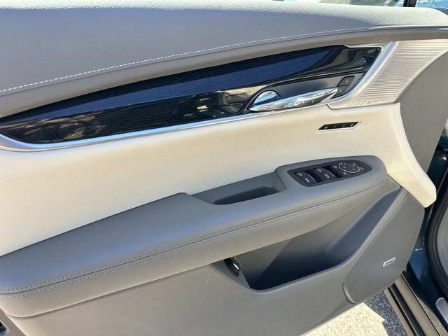 Certified 2024 Cadillac XT6 Premium Luxury AWD/4WD image 15