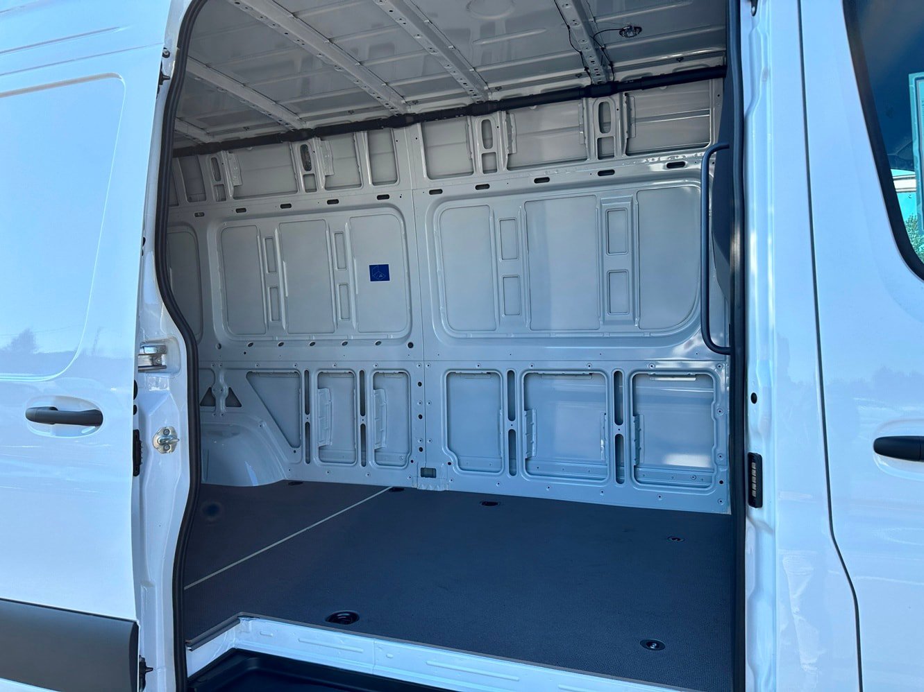 New 2026 Mercedes-Benz Sprinter 2500 image 20