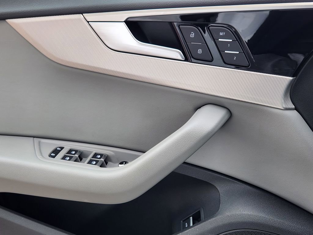 Used 2025 Audi A5 2.0T Premium Plus image 13