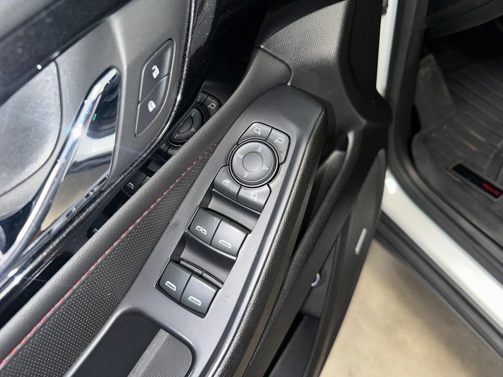 Certified 2022 Chevrolet Traverse RS image 5