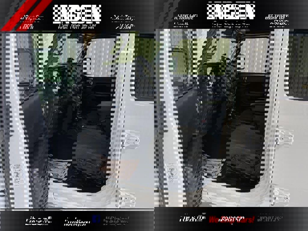 Used 2024 Jeep Wrangler Sport S image 10