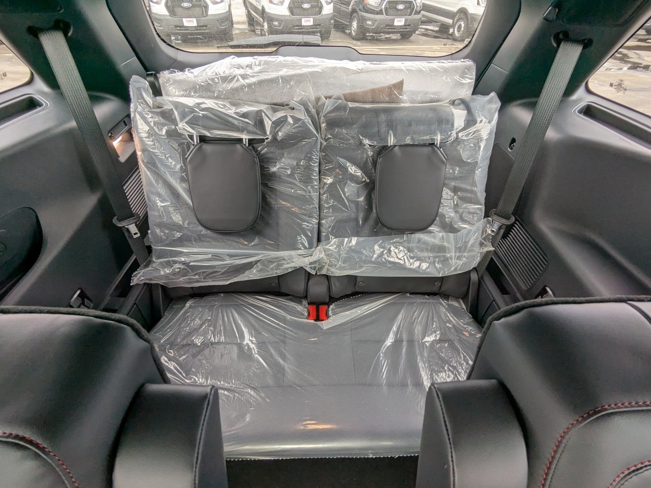 New 2026 Ford Explorer ST-Line w/ ST-Line Street Pack image 16