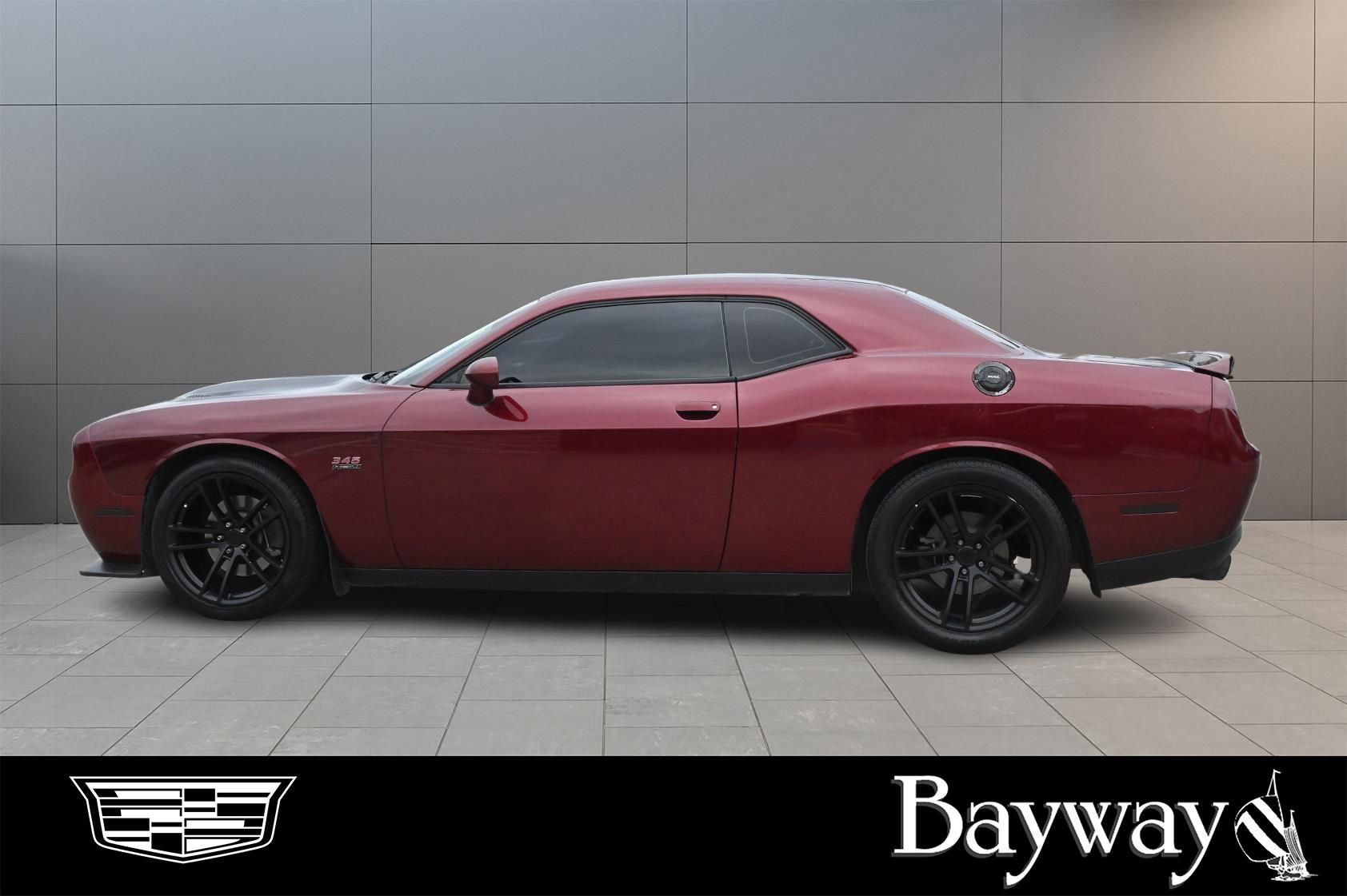 Used 2019 Dodge Challenger R/T RWD image 4