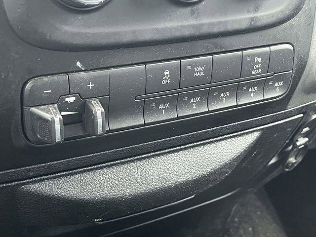 Used 2018 RAM 2500 Tradesman w/ Chrome Appearance Group image 31