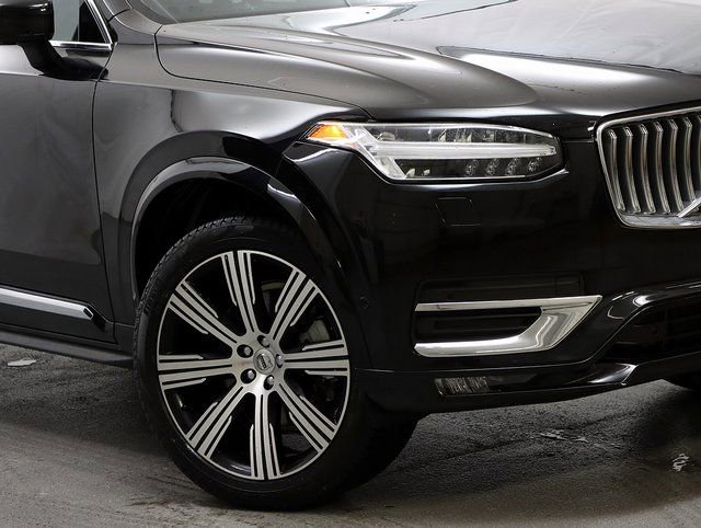 Used 2024 Volvo XC90 B5 Plus image 3