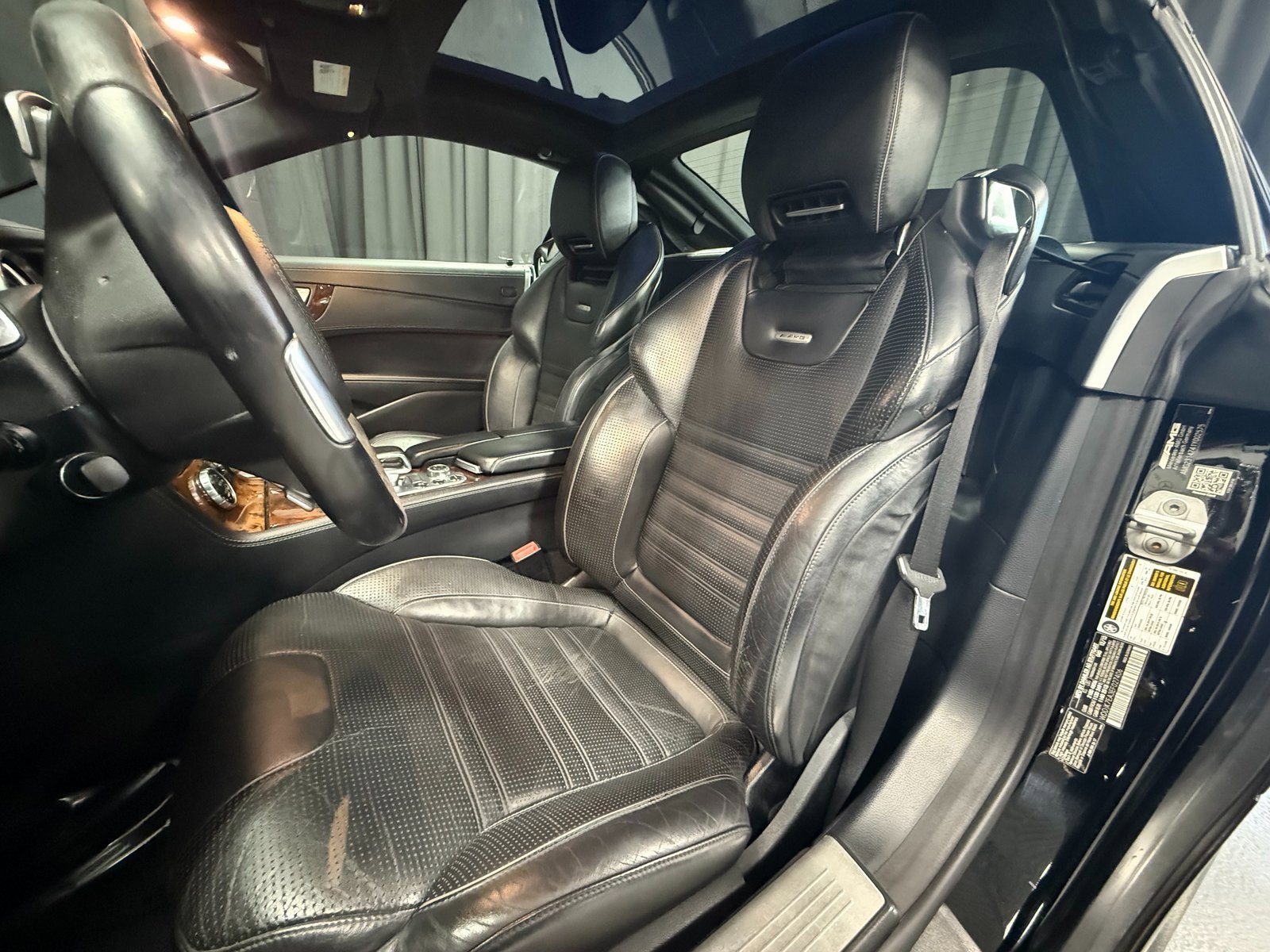 Used 2014 Mercedes-Benz SL 63 AMG image 3