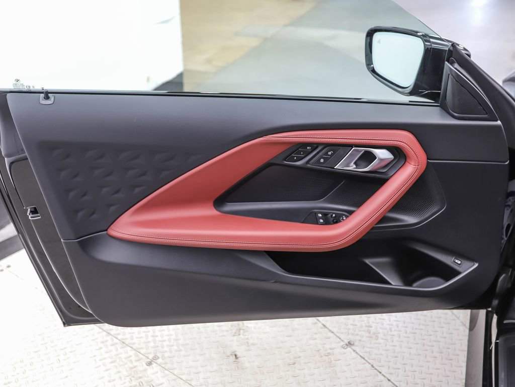 Used 2025 BMW 230i xDrive Coupe w/ Convenience Package image 9