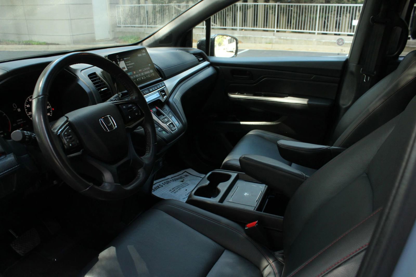 Used 2025 Honda Odyssey Sport-L image 13