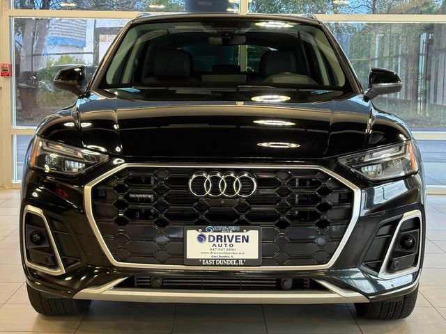Used 2022 Audi Q5 e Premium Plus w/ Premium Plus Package image 2