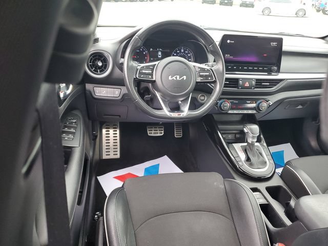 Used 2022 Kia Forte GT-Line w/ GT-Line Premium Package FWD image 11