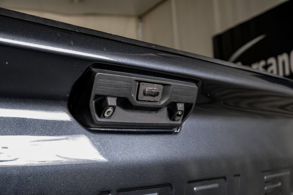 Used 2020 Chevrolet Silverado 2500 High Country w/ Technology Package AWD/4WD image 48
