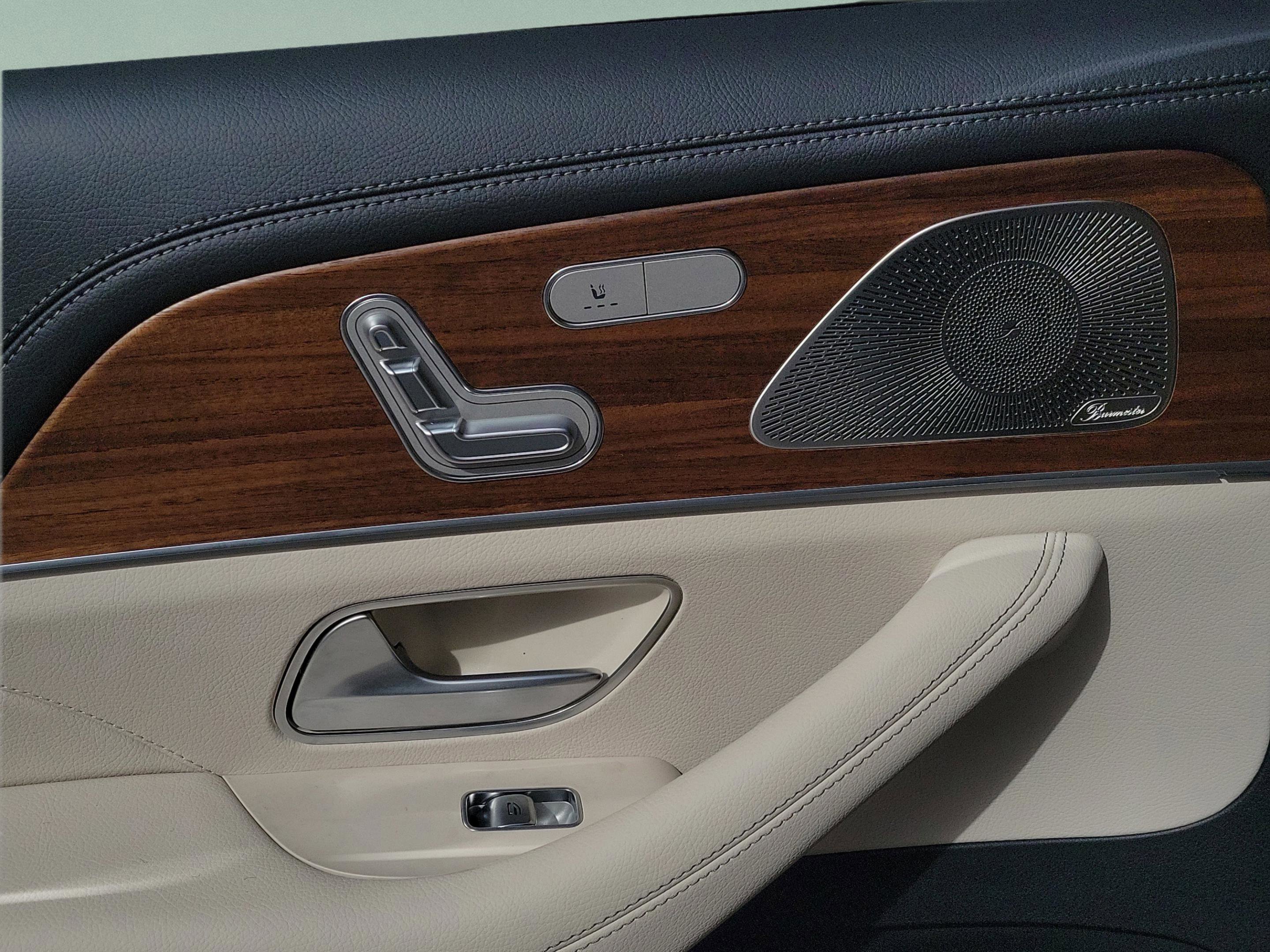New 2026 Mercedes-Benz GLS 580 4MATIC image 8