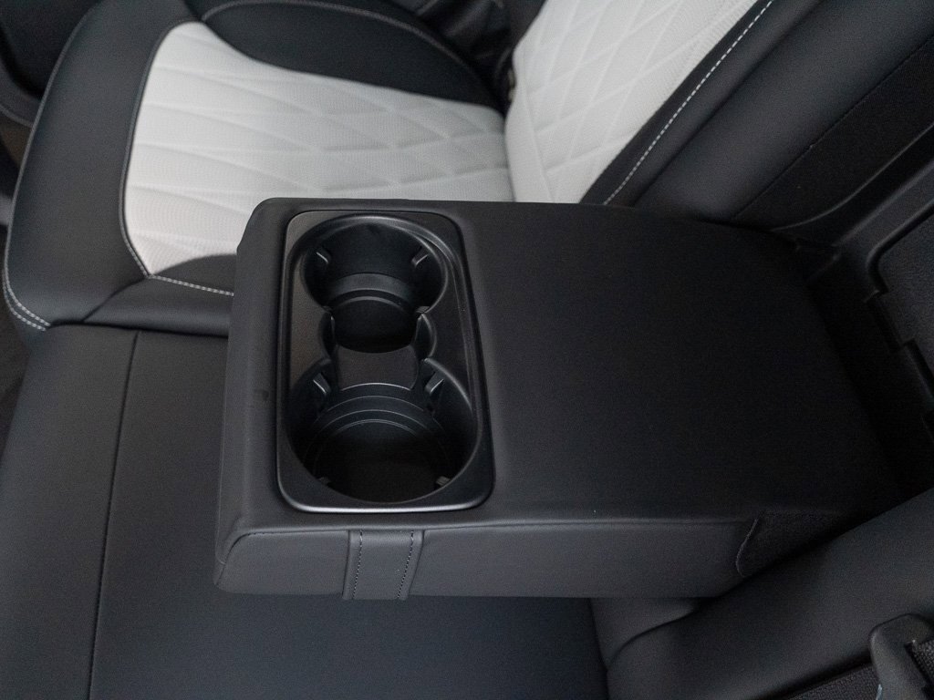 Used 2025 Mercedes-Benz G 63 AMG 4MATIC image 26