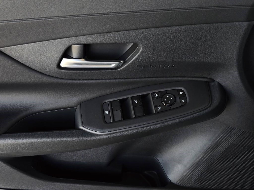 New 2027 Nissan Sentra SV w/ Floor Mat Package FWD image 15