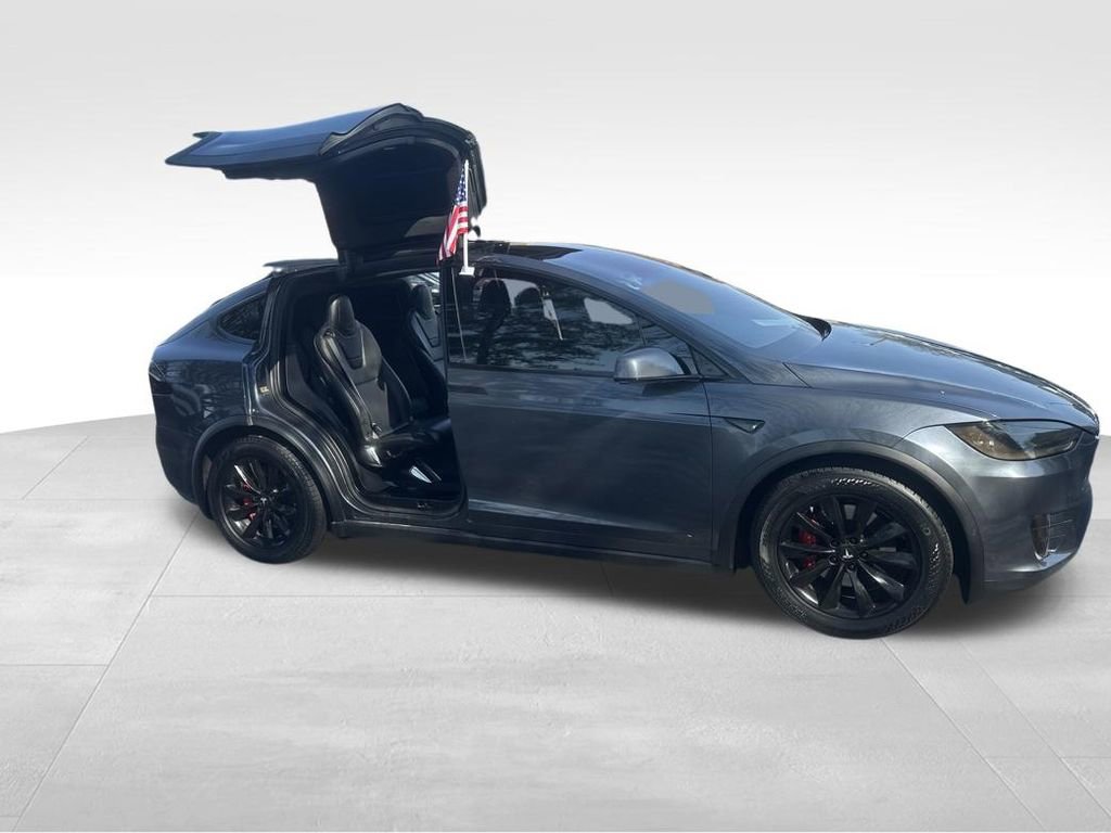 Used 2016 Tesla Model X Performance image 26