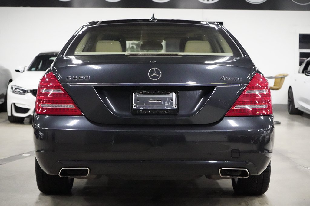Used 2013 Mercedes-Benz S 550 4MATIC image 4