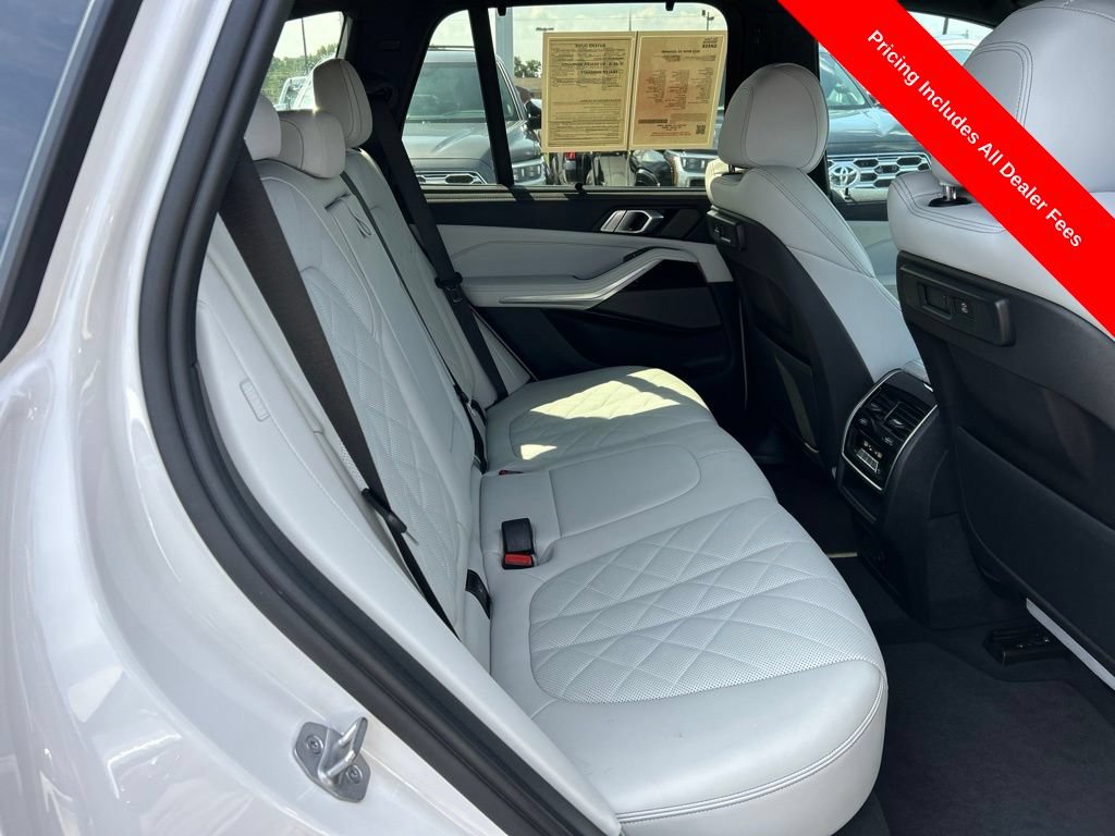 Used 2023 BMW X5 xDrive40i w/ Executive Package AWD/4WD image 25