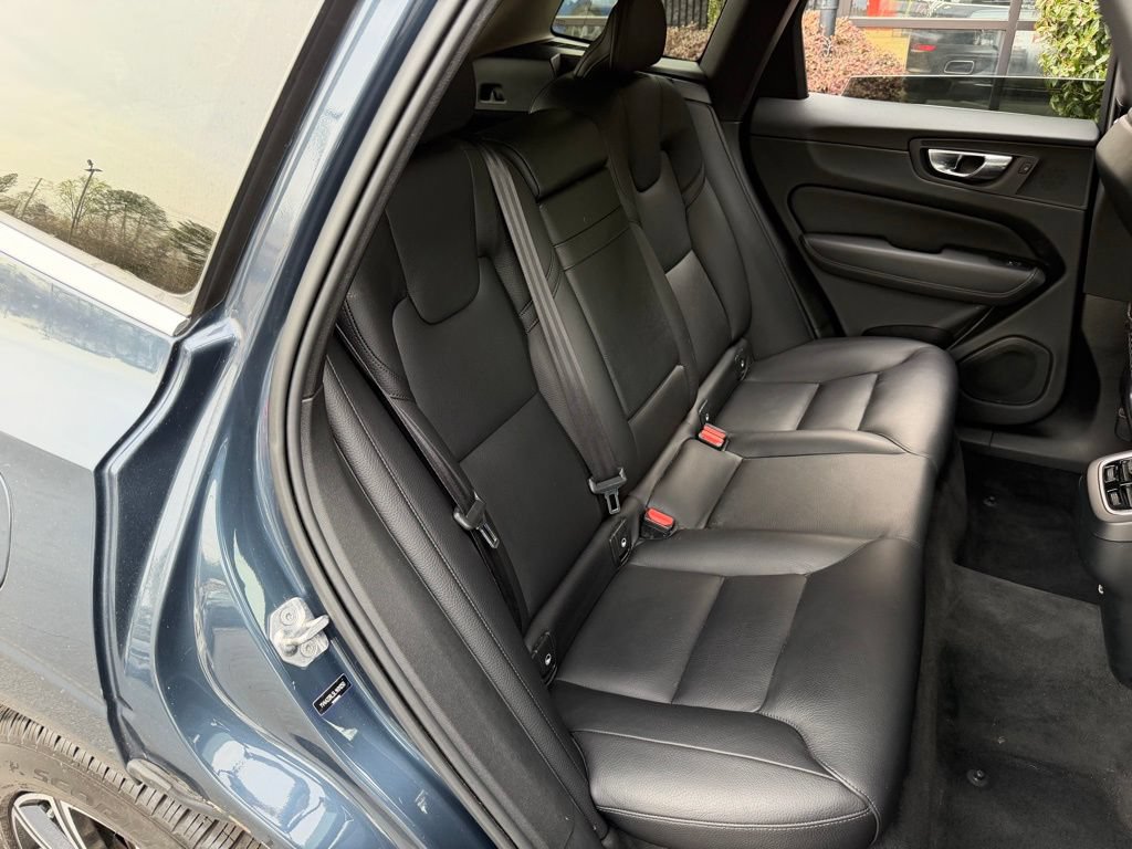 Used 2020 Volvo XC60 T6 Inscription AWD/4WD image 41