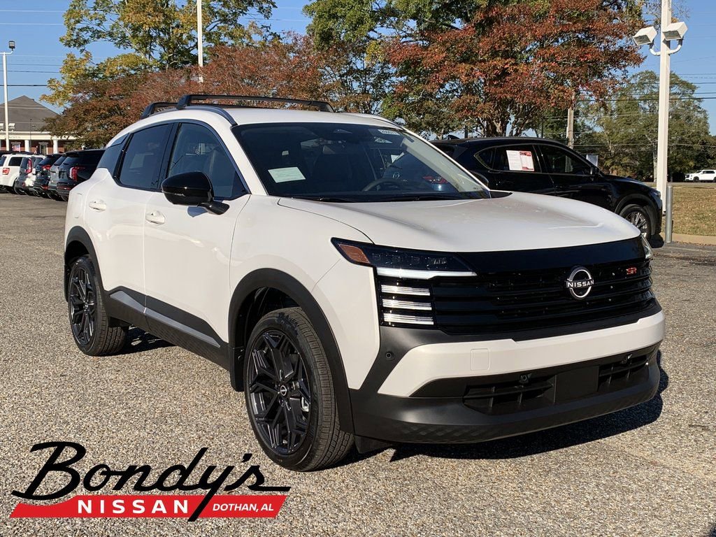 New 2026 Nissan Kicks SR FWD image 1
