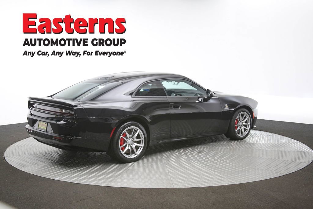 Used 2025 Dodge Charger Daytona Scat Pack w/ Track Pack AWD/4WD image 39