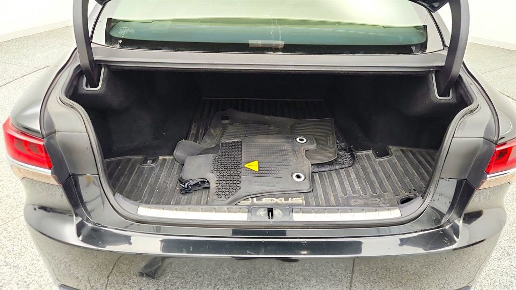 Used 2019 Lexus LS 500 AWD w/ Accessory Package (Z1) image 22