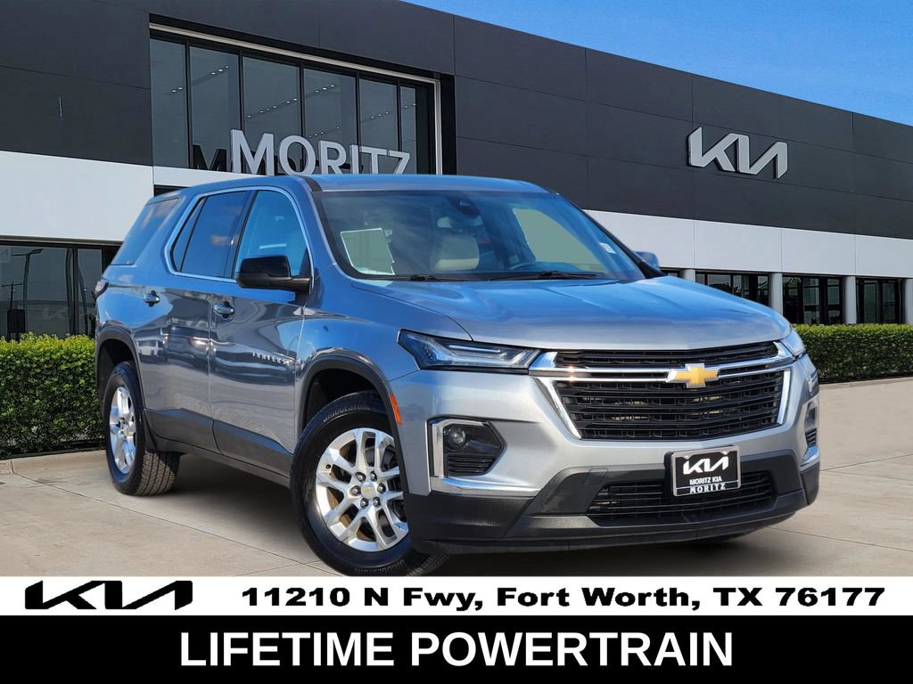 Used 2023 Chevrolet Traverse LS FWD image 1