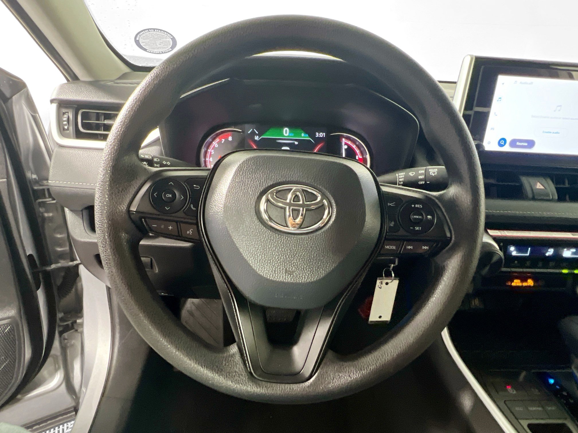 Used 2025 Toyota RAV4 LE FWD image 15