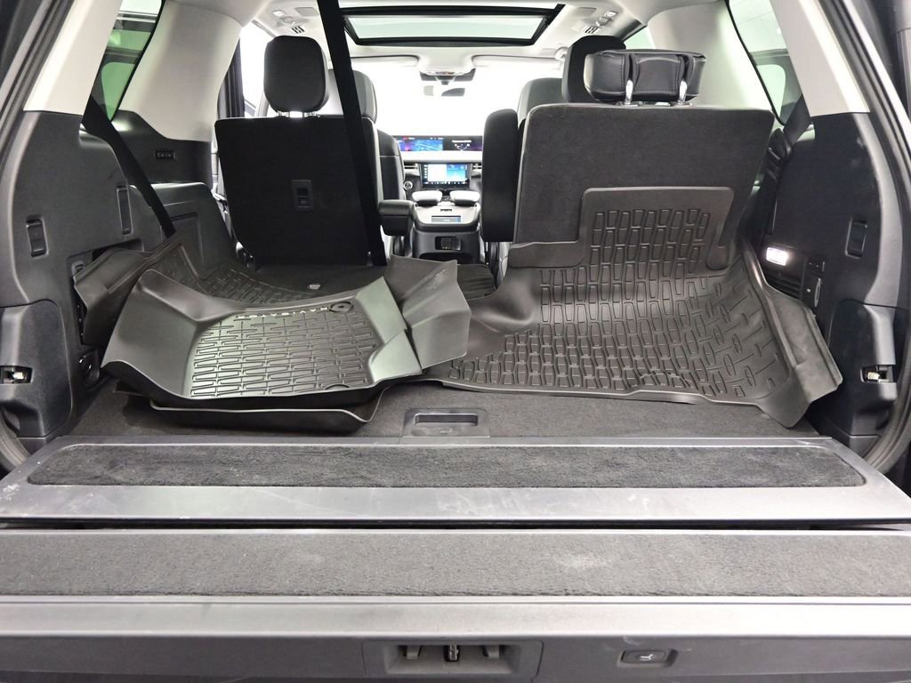 Used 2025 Lincoln Navigator Reserve AWD/4WD image 29