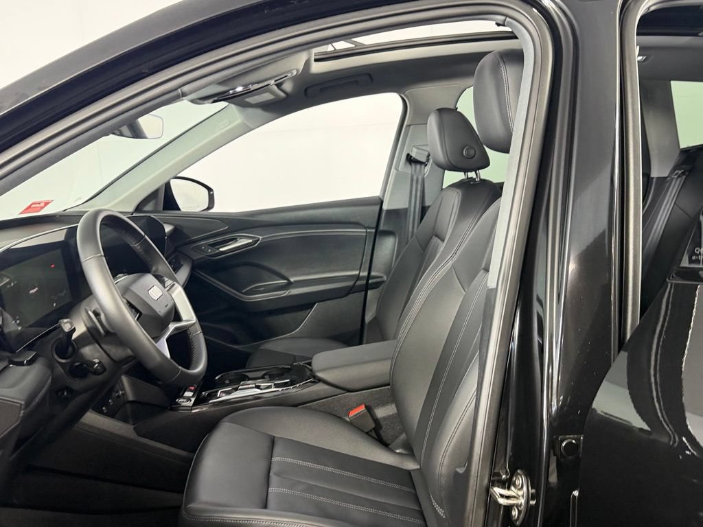 Used 2025 Audi Q6 e-tron Premium w/ Convenience Package AWD/4WD image 15