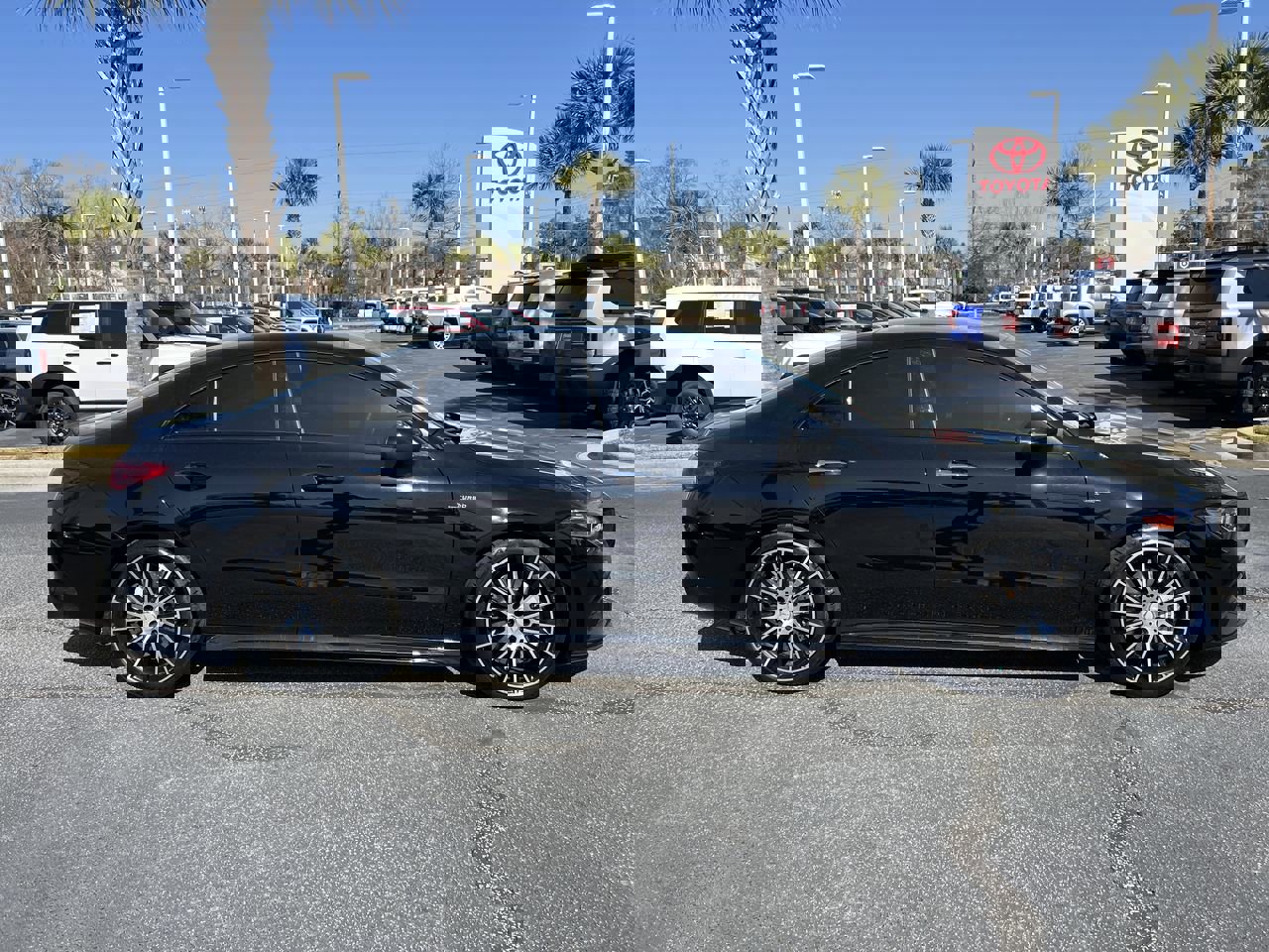 Used 2023 Mercedes-Benz CLA 35 AMG 4MATIC image 11