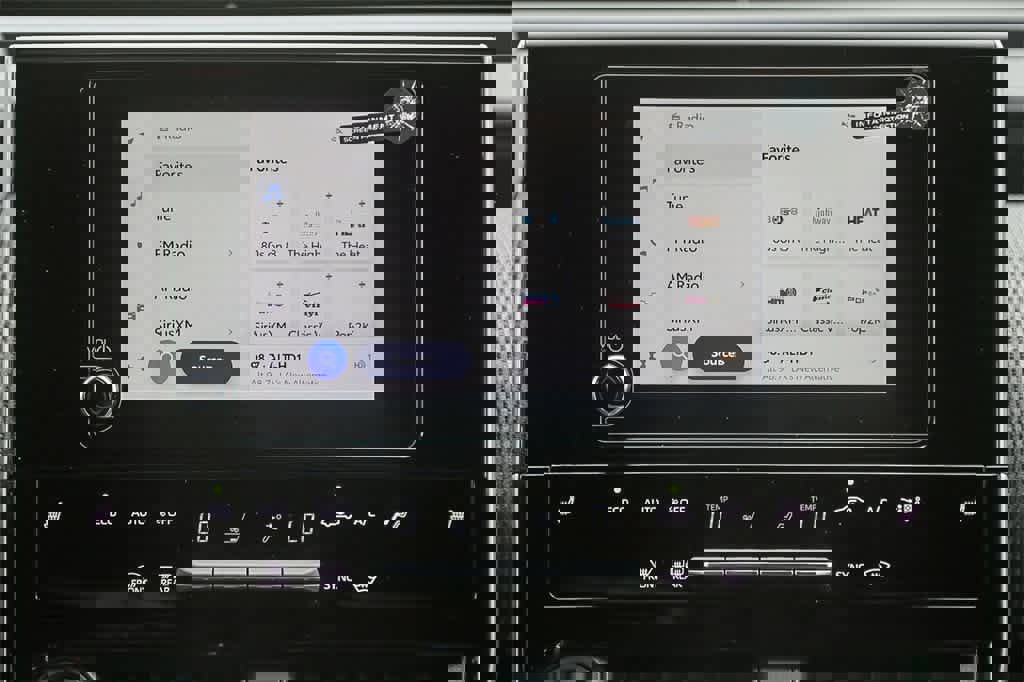 Used 2025 Subaru Solterra Premium image 14