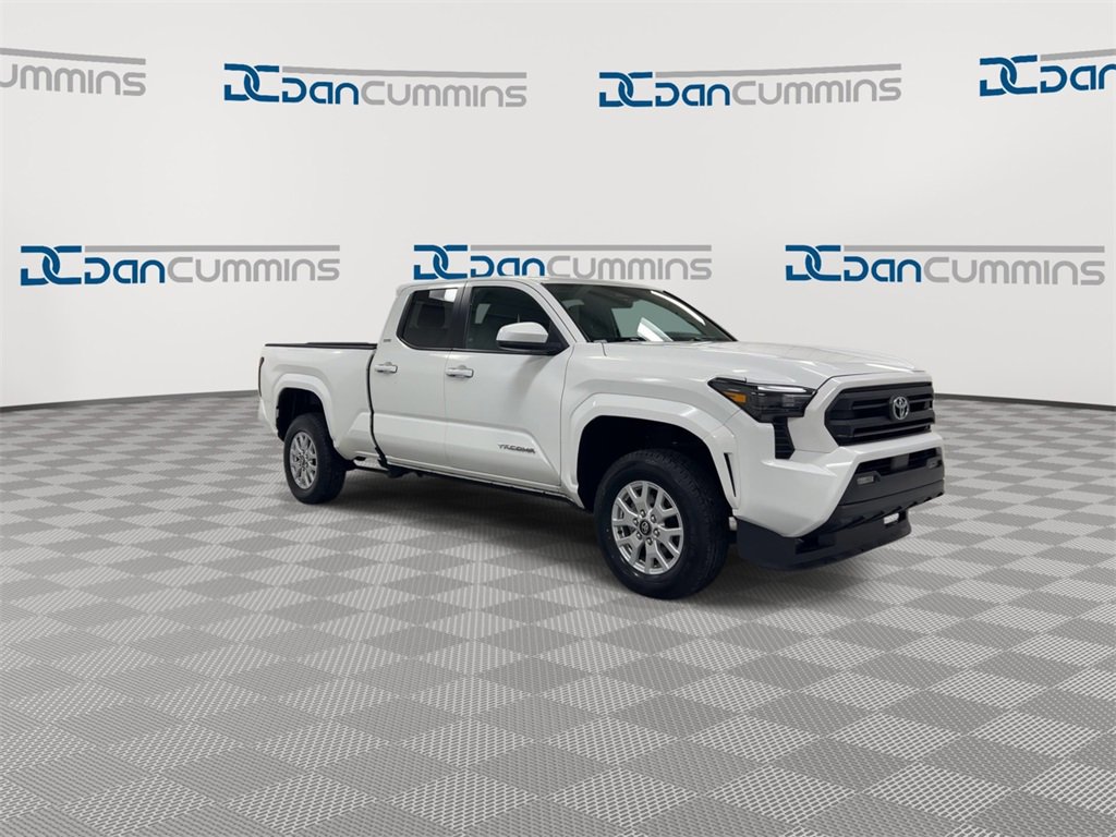 Used 2024 Toyota Tacoma SR5 image 2