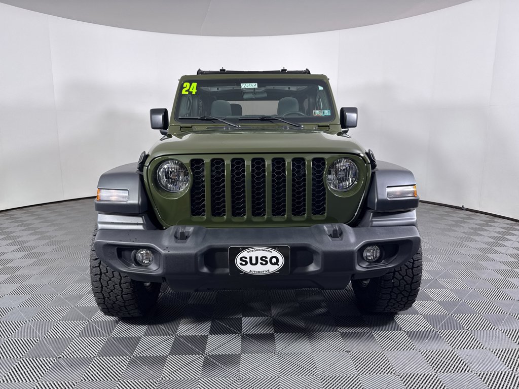 Used 2024 Jeep Wrangler Sport AWD/4WD image 5