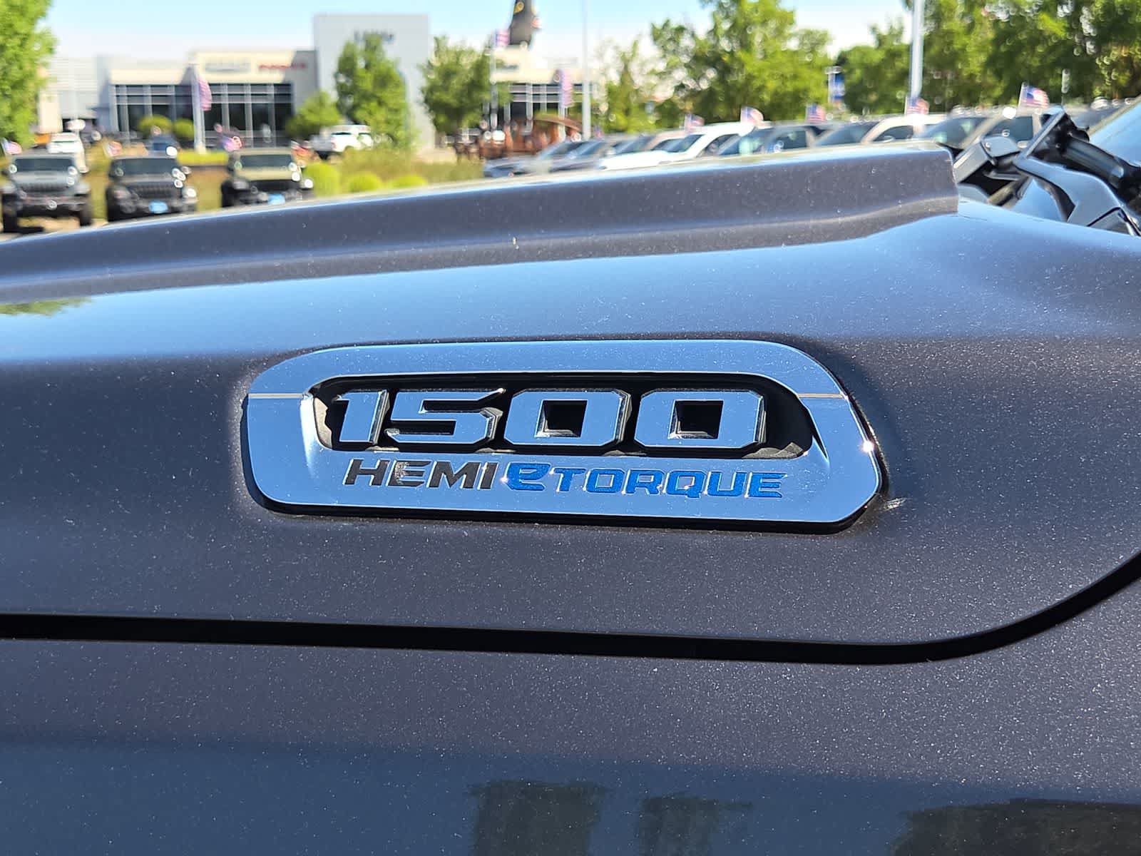 Used 2022 RAM 1500 Limited w/ Body-Colour Bumper Group AWD/4WD image 15