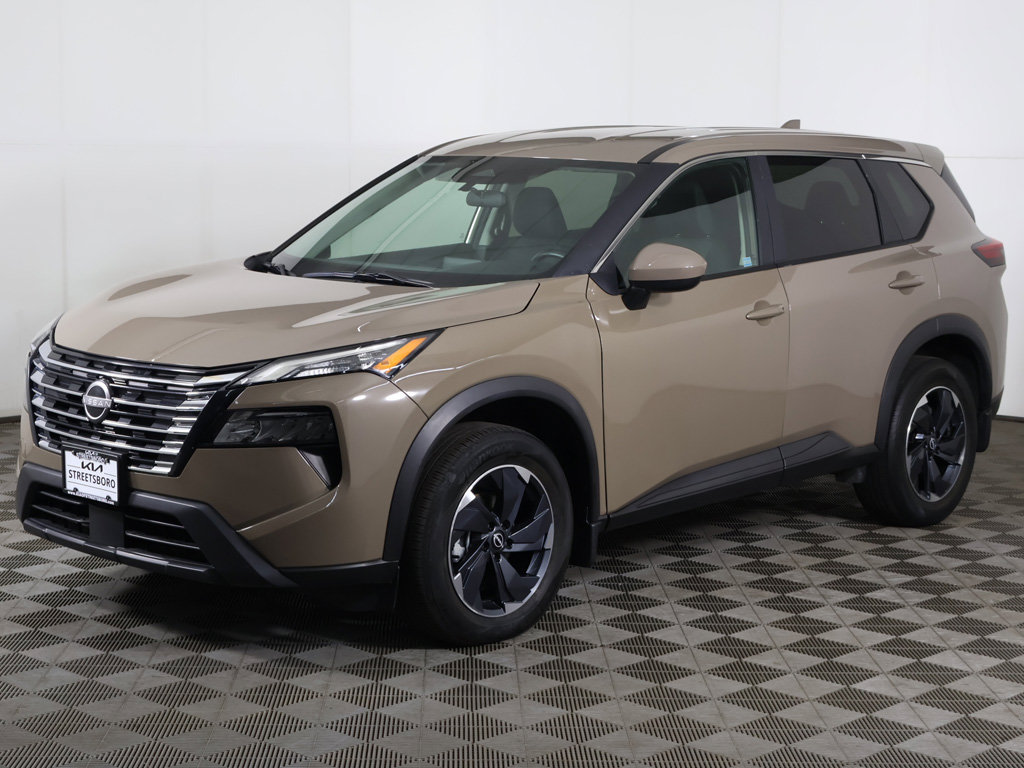 Used 2024 Nissan Rogue SV AWD/4WD image 6