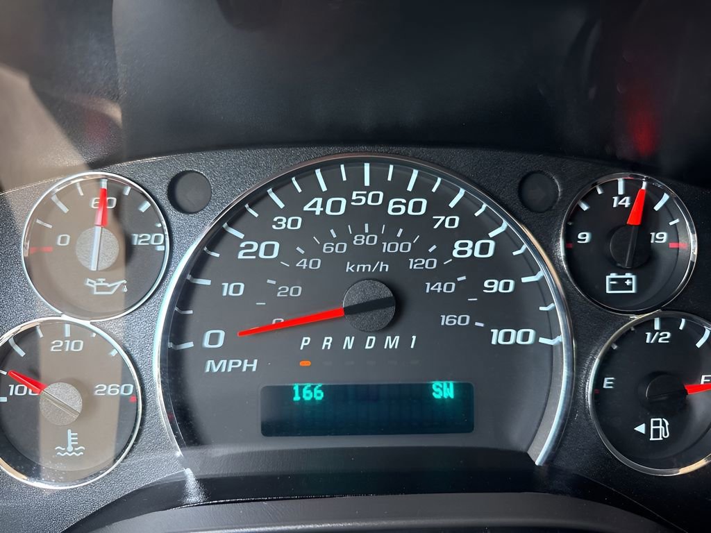 Used 2025 Chevrolet Express 3500 LT w/ LT Preferred Equipment Group RWD image 20