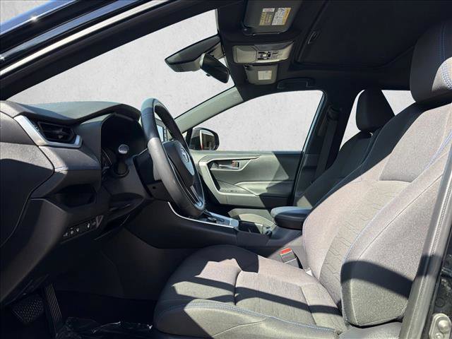 Certified 2022 Toyota RAV4 SE w/ Convenience Package image 10