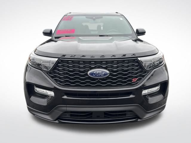 Used 2020 Ford Explorer ST w/ Premium Technology Package image 8