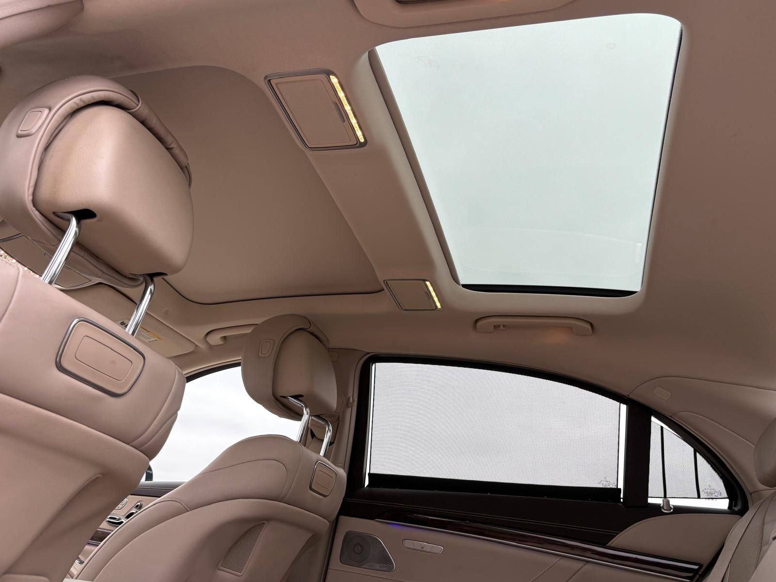 Used 2019 Mercedes-Benz S 560 Sedan image 45