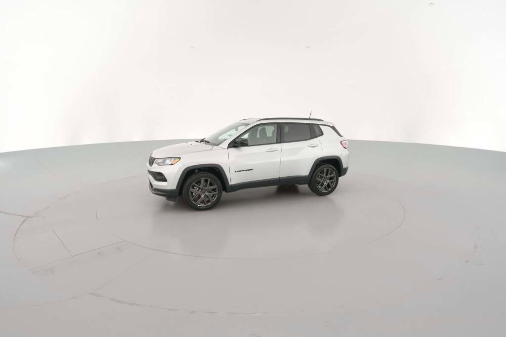 New 2026 Jeep Compass Latitude image 5