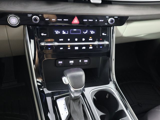 Used 2024 Kia Carnival SX image 17