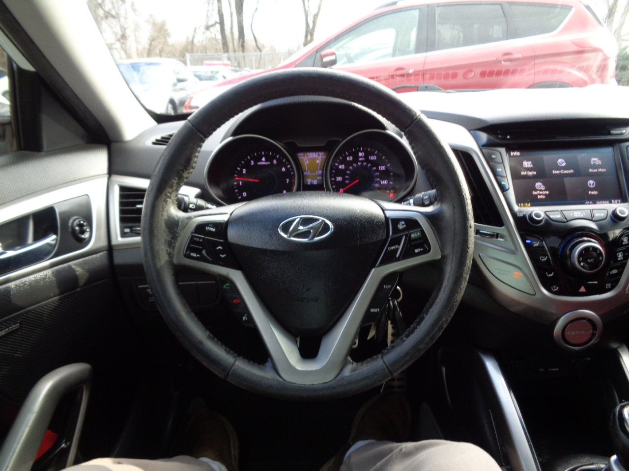 Used 2012 Hyundai Veloster Base w/ Style Pkg image 19