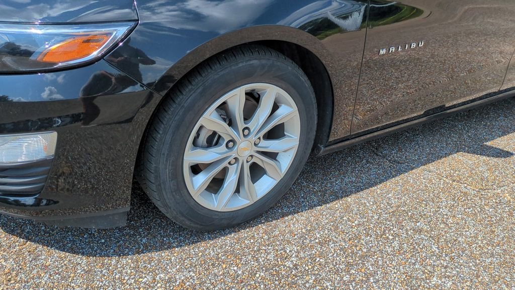 Used 2024 Chevrolet Malibu LT image 9