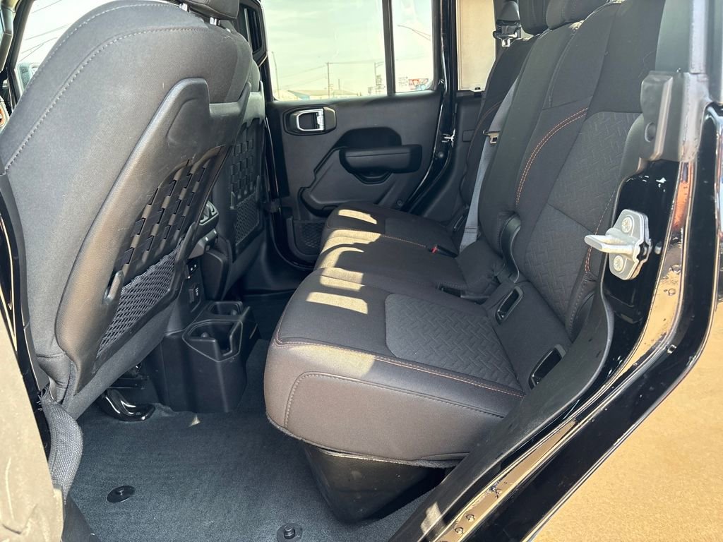 Used 2023 Jeep Gladiator Mojave w/ Trailer Tow Package image 28