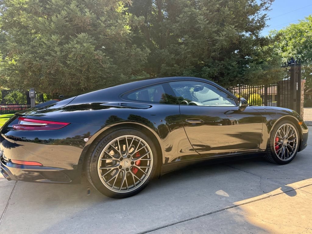 Used 2018 Porsche 911 Carrera S RWD image 22