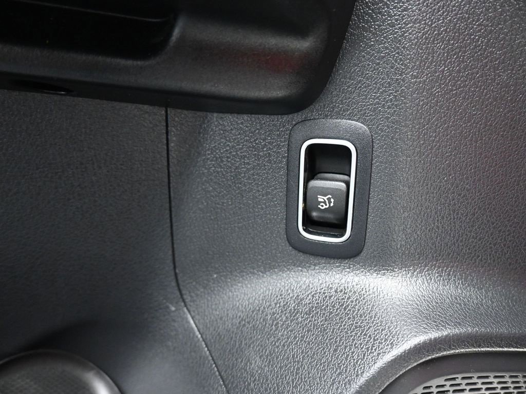 Used 2021 Mercedes-Benz GLA 250 image 11