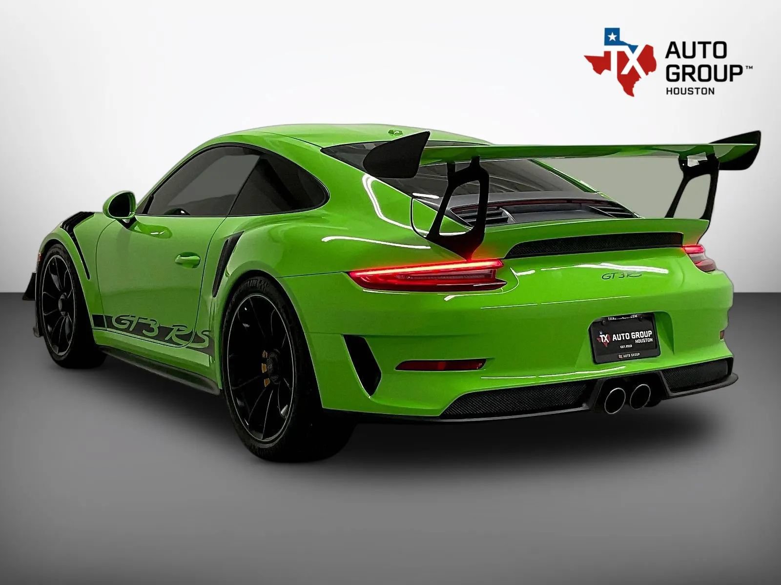 Used 2019 Porsche 911 GT3 RS RWD image 3