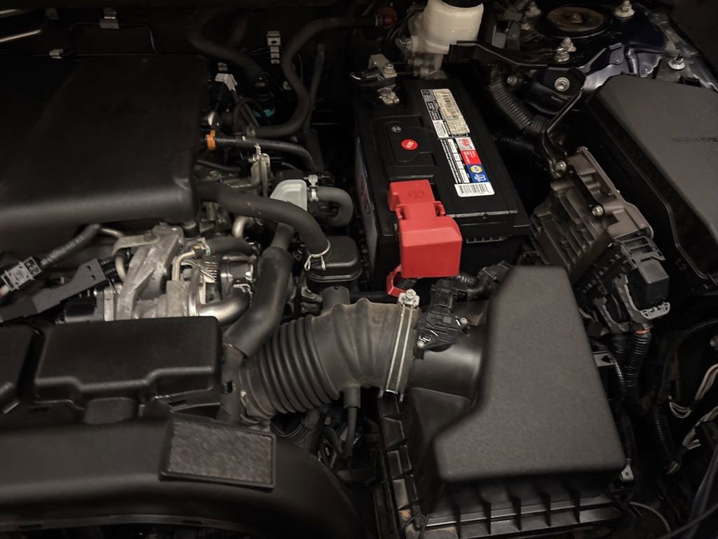 Used 2020 Toyota RAV4 XLE Premium image 27