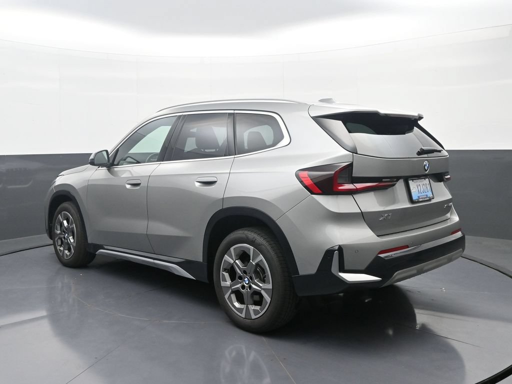 New 2026 BMW X1 xDrive28i w/ Technology Package AWD/4WD image 5